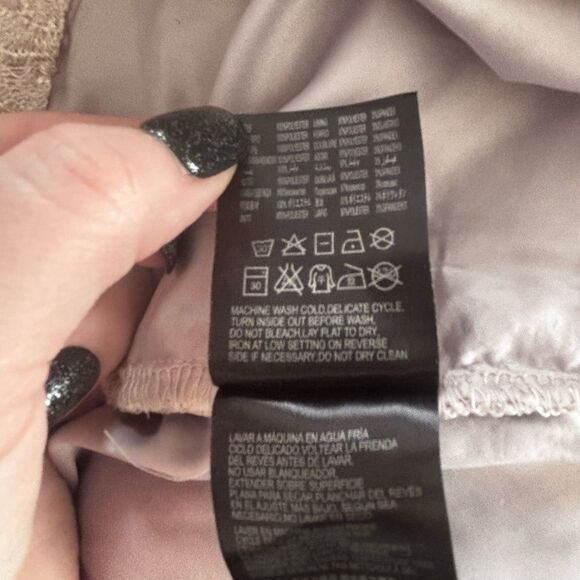 Bebe Women's Elegant Lace Ivory Cocktail, formal, mini Dress size Xs - Picture 7 of 7